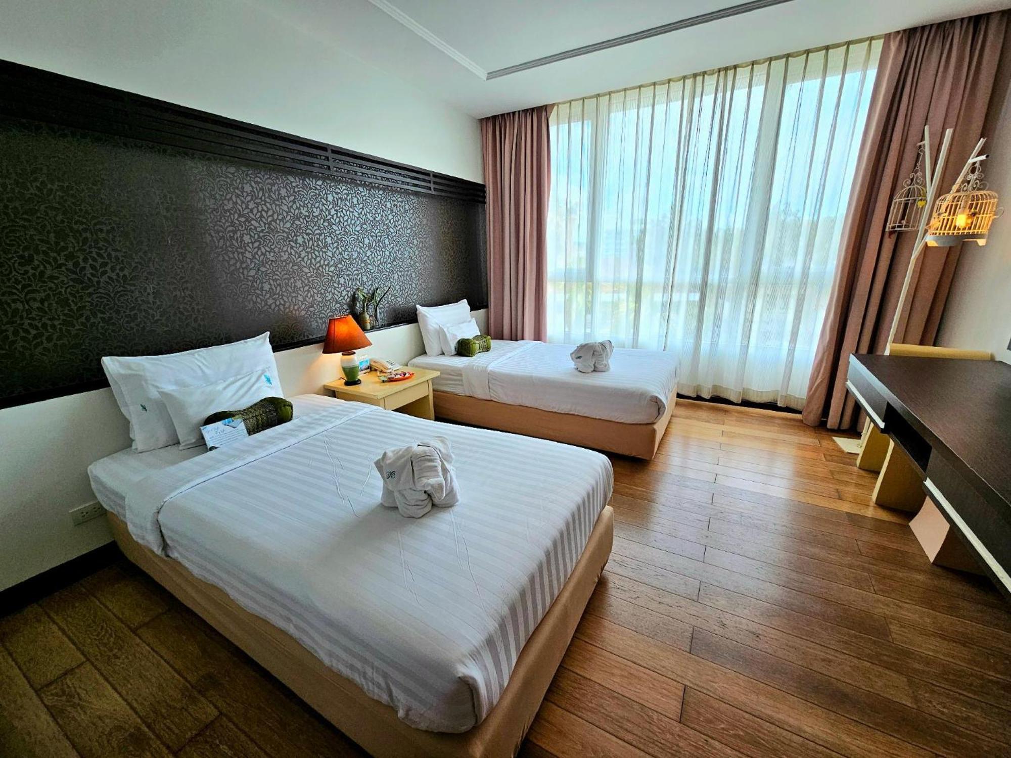 A-Te Chumphon Hotel - Sha Plus Exterior foto
